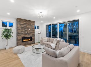 10490 McVeety St, Maple Ridge, BC V2W0K3