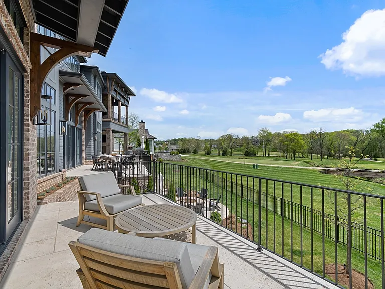 7212 Shagbark Ln — Photo 43