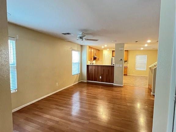 5th image of 11596 Kindsland St