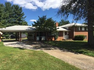 2400 Castle Pl, Lynchburg, VA 24503