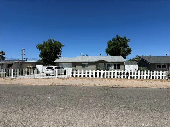 16116 Cajon St, Hesperia, CA 92345