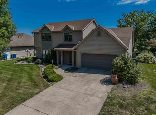 914 Duesenberg Dr, Auburn, IN