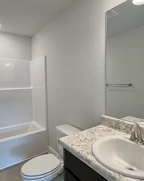 6045 Brylex Ln — Photo 2