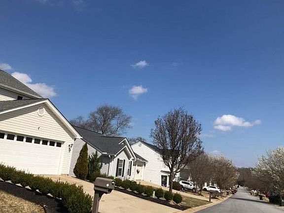 4th image of 514 Hamilton Chase Dr