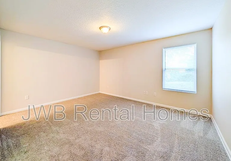 7625 Dandy Ave — Photo 5