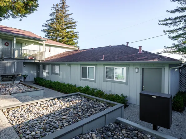 18p003 - Redwood Apartments