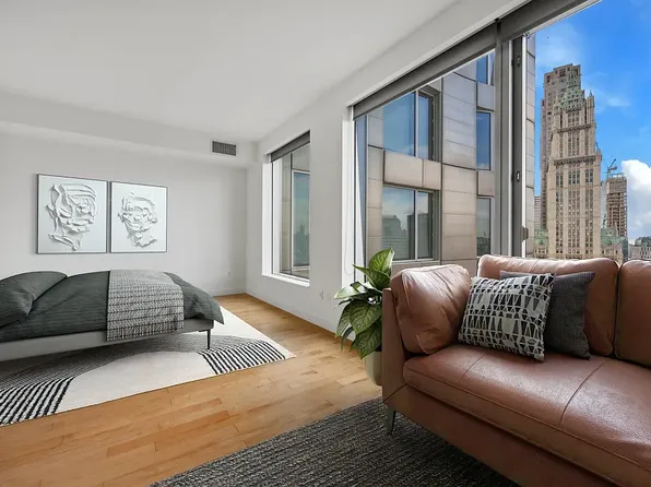 8 Spruce St, New York, NY