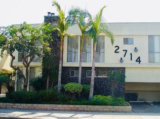 2714 W Clark Ave #D-8, Burbank, CA 91505