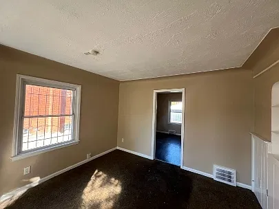9016 Evergreen Ave — Photo 4