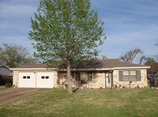 1207 John Reagan St, Benbrook, TX 76126
