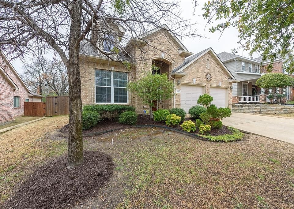 1st image of 4233 Boxwood Dr