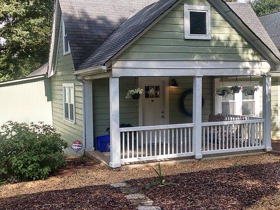 3rd image of 842 Tanner Dr