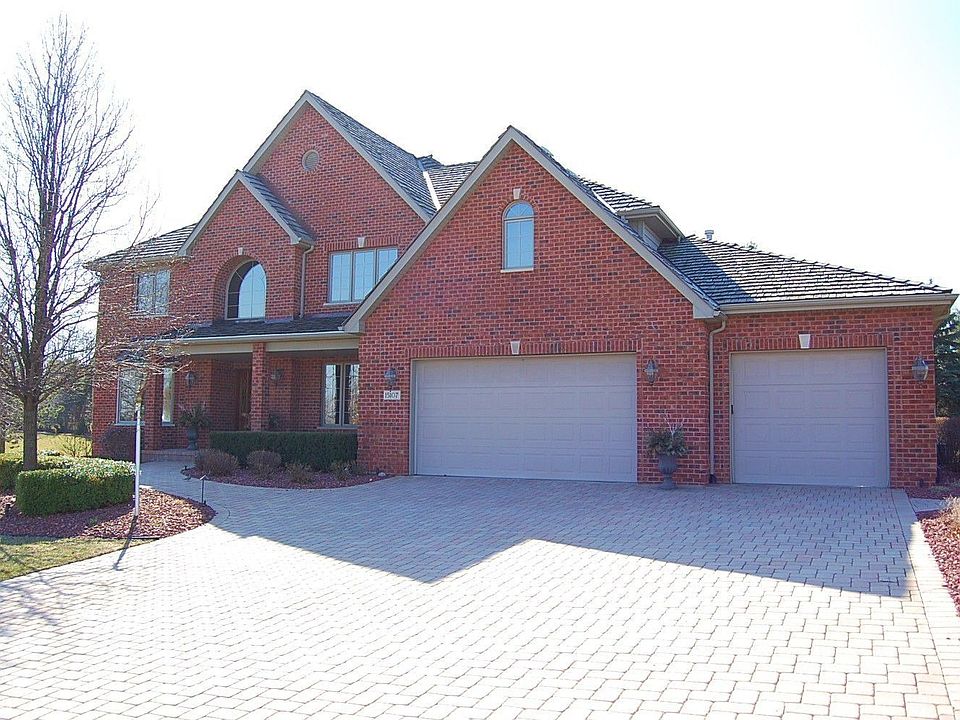 1st image of 15107 Grandview Dr