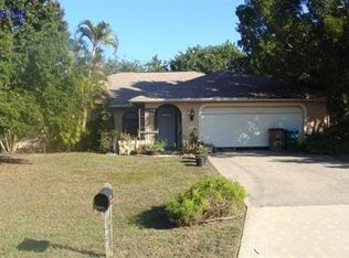 3707 SW 12th Pl, Cape Coral, FL 33914