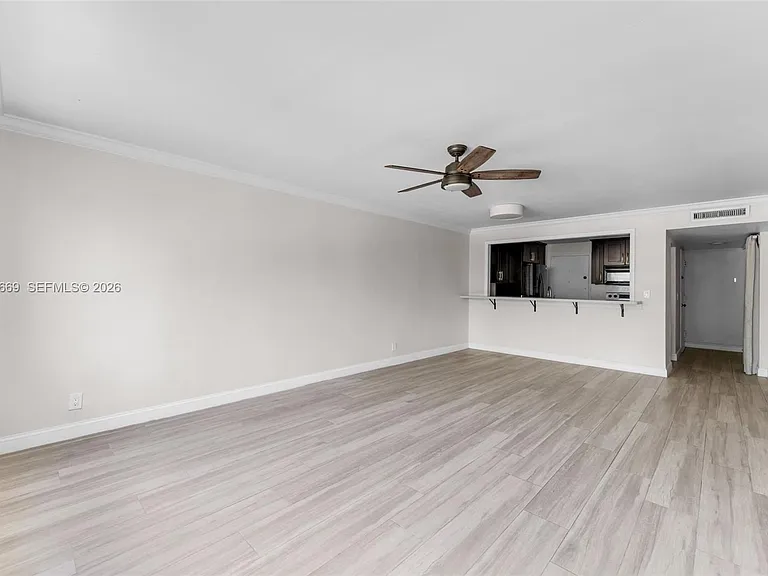 9001 SW 77th Ave #C202 — Photo 1