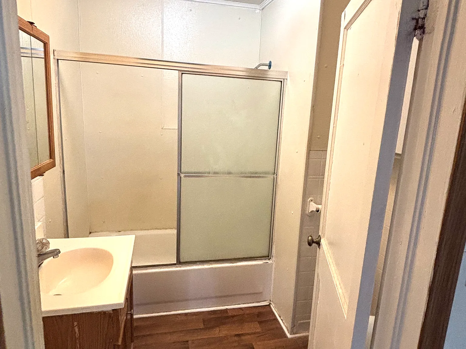 2 bed, 1200 sqft, $1,275 — Photo 2