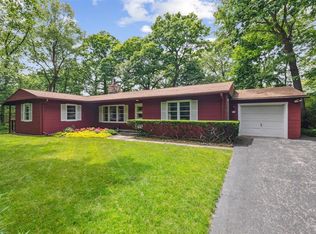 564 Thornwood Ln, Northfield, IL