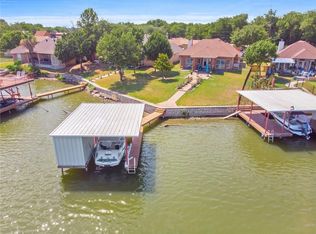 439 Ewell St, Granbury, TX 76048