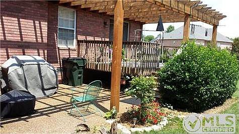 2nd image of 1113 Willow Lake Dr