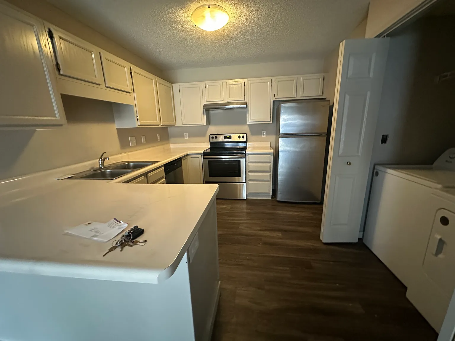2 bed, 809 sqft, $1,150 — Photo 2