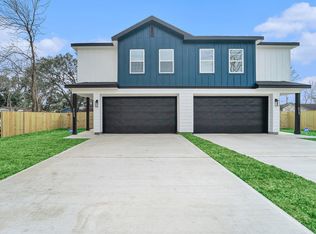 6425 Anderson Rd #B, Houston, TX 77085