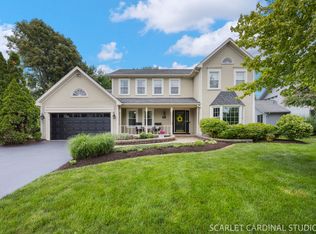 85 Claremont Dr, Naperville, IL 60540