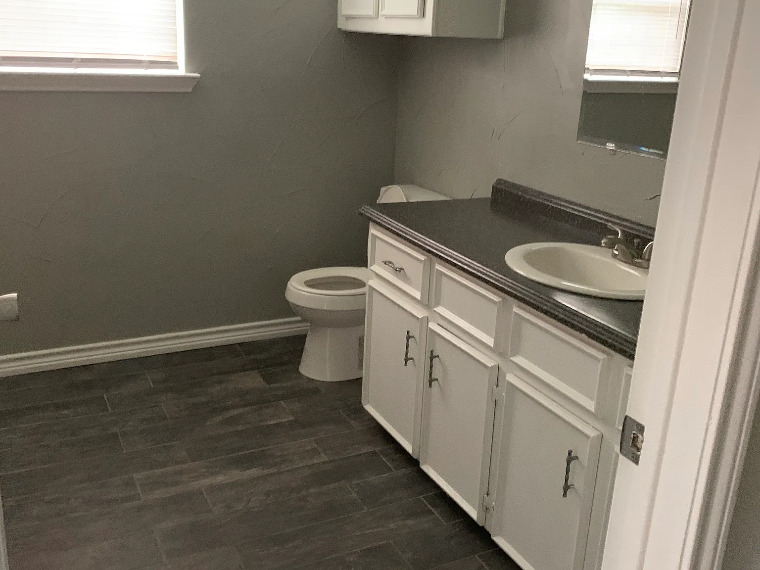 2 bed, 855 sqft, $1,525 — Photo 4