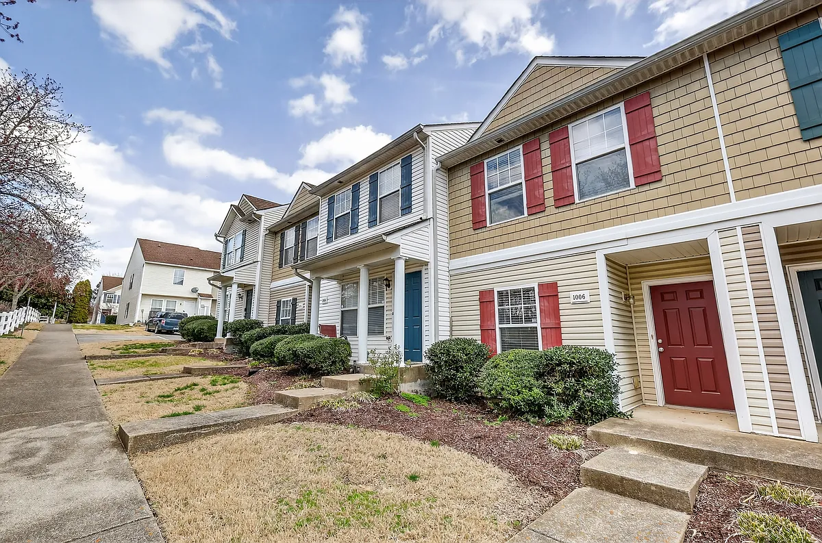 Building Photo - 1006 Halifax Ln #1