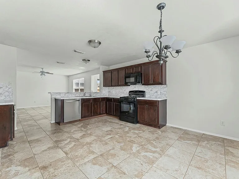 12251 Noco Dr #1 — Photo 23