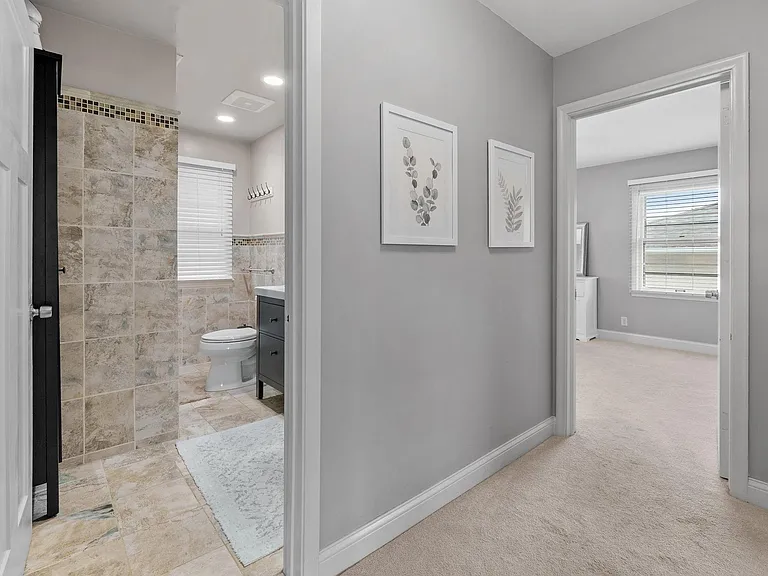5036 Richmond Dr — Photo 37
