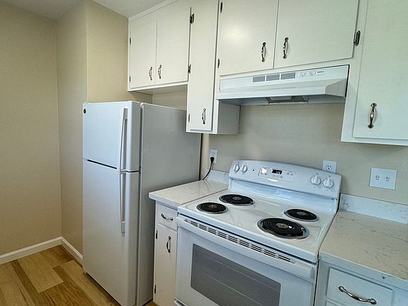 5th image of 180 N San Tomas Aquino Rd APT 11