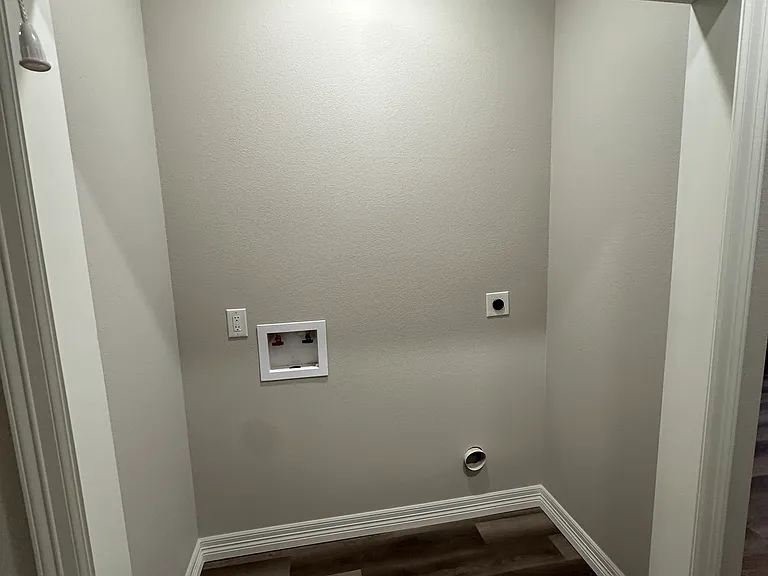 307 Harvard St — Photo 5