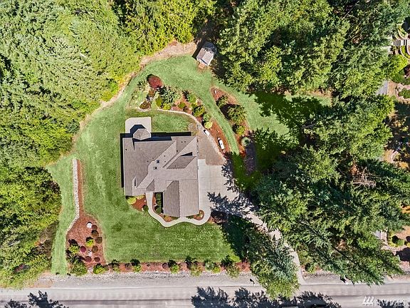 2nd image of 7180 Winterberry Pl NW