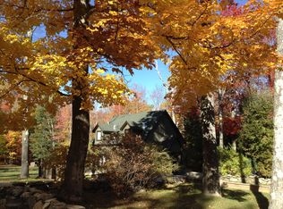 8 Old Town Rd, Bondville, VT 05340