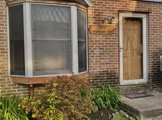 402 Strathaven Ct, Newark, DE 19702