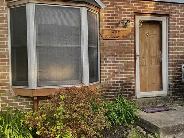 402 Strathaven Ct, Newark, DE 19702