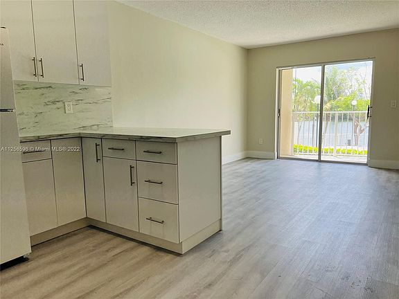 3rd image of 8200 SW 210th St APT 106