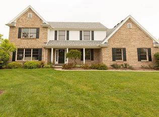 5852 Rock Hill Ln, Sylvania, OH 43560