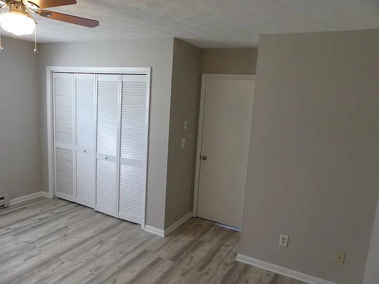 70 Princetonia Dr #4 — Photo 23