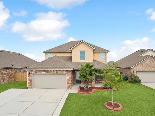 909 Lakeshore Vlg, Slidell, LA 70461