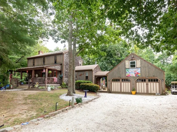 73 Hiawatha Rd, Plymouth, MA 02360