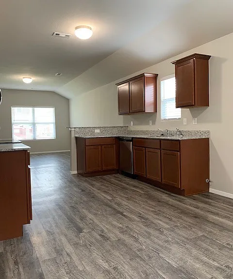 5002 W Claxton Cir — Photo 10