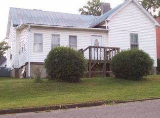 900 B St, Lenoir City, TN 37771