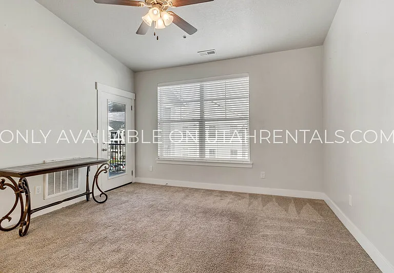 627 N Sun Peak Dr — Photo 6