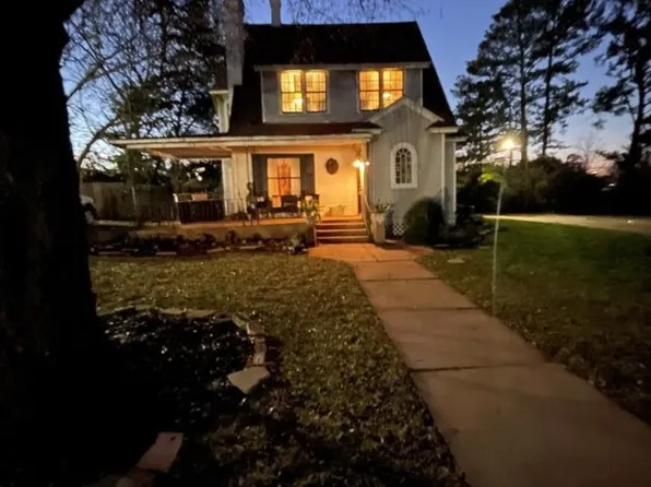 201 S Micheaux St, Palestine, TX 75801