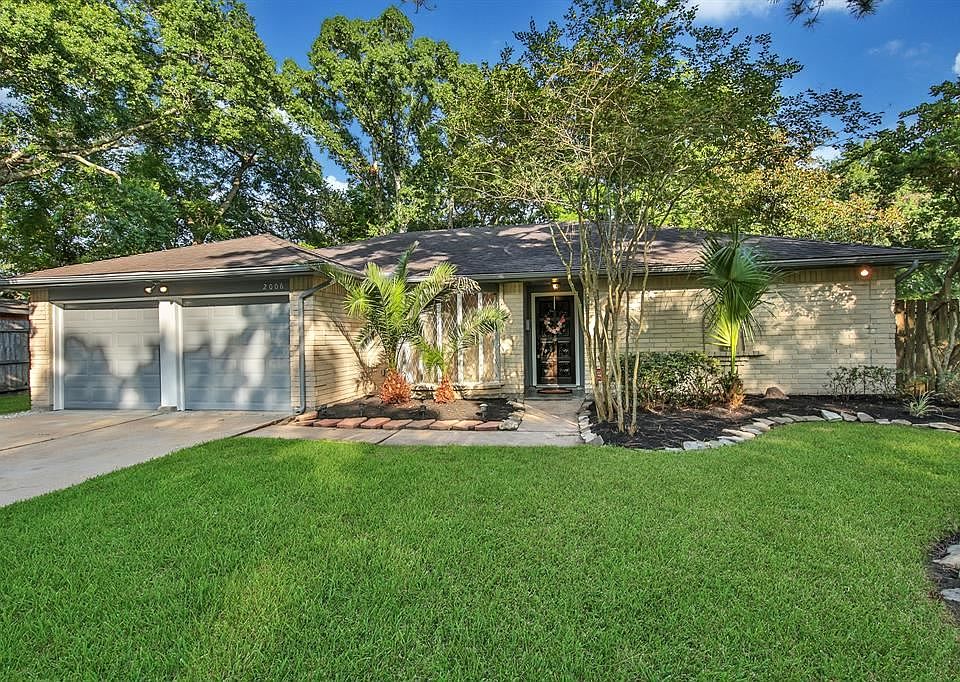 1st image of 2006 Mermaid Ln