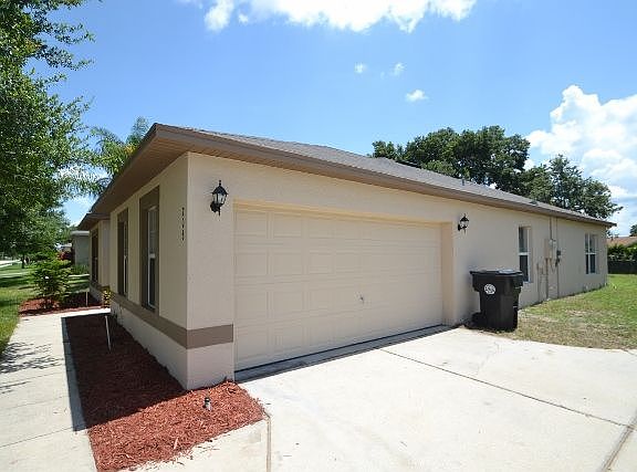 3rd image of 209 Winding Cove Ave