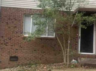 808 Overbrook Rd, Charleston, WV 25314