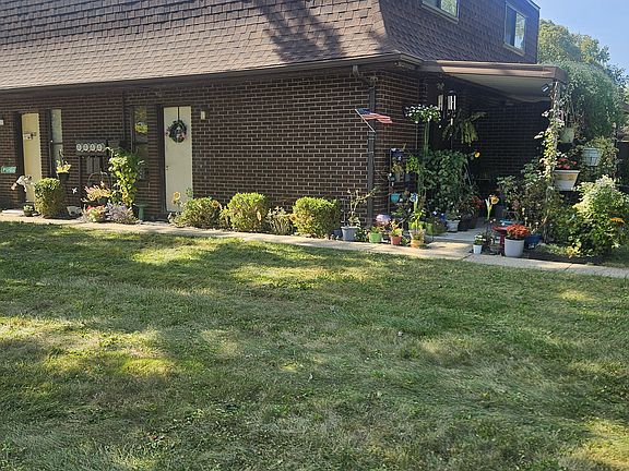 5th image of 137B Briarwood Dr #B