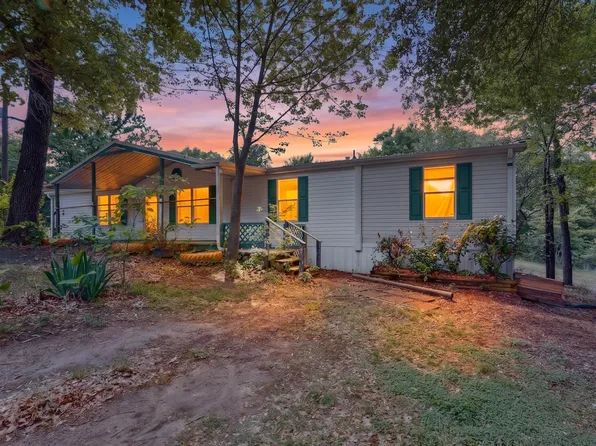 101 Garner Dr, Mabank, TX 75156